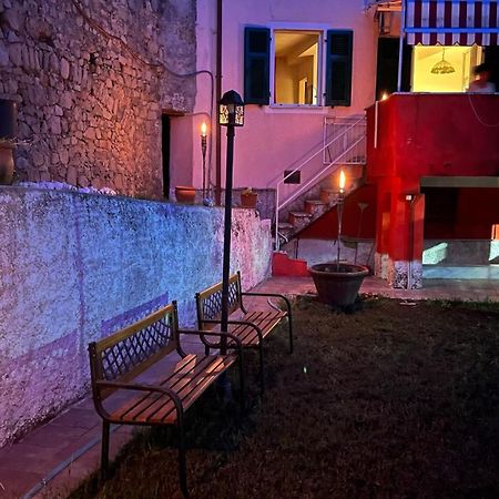 Вилла Red House Tivegna Экстерьер фото